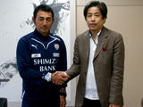 サッカー