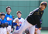 藤川（阪神）、未来のプロ野球選手に“挑戦状”　〜骨髄バンク支援野球教室〜