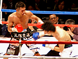 内山、苦戦もKOでＶ３！　下田が新王者に　〜ボクシングＷ世界戦〜