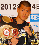 第146回　闘いやすい相手を選び続ける“３階級王者”亀田興毅