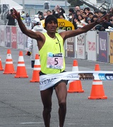 ネゲセがＶ　日本人トップは今井　〜東京マラソン2015〜