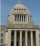 第４回　税金のムダ遣いにレッドカード！