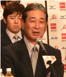 「みんなで北京で会いたい」　日本代表が凱旋帰国