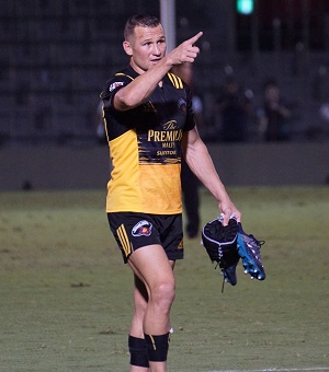 （写真：オーストラリア代表100キャップを超えるギタウ。献身的なプレーでチームを支えた）